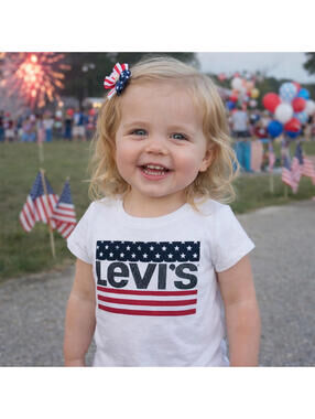 Levi’s Girl’s Shirt Stars & Stripes Red White & Blue 4th Of July Graphic Tee 2T